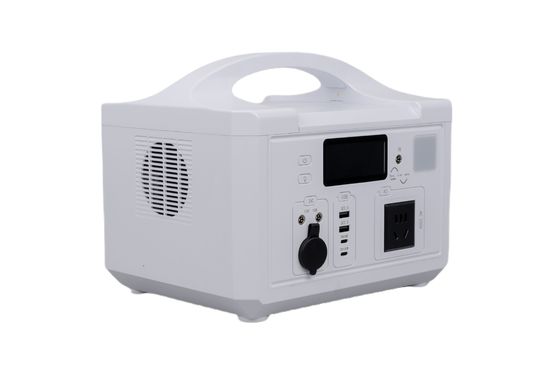 급 충전 PD30W QC3.0 재충전 실린더형 LifePO4 배터리 태양광 전력 공급에 대한 BMS와 함께 모바일 발전소