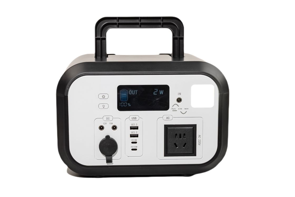 고효율 600WH 소형 태양광 발전소 220V 순수 시노파 AC 소켓